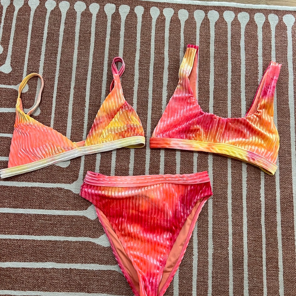 Dippin' Daisy's Revibe Festival bikini